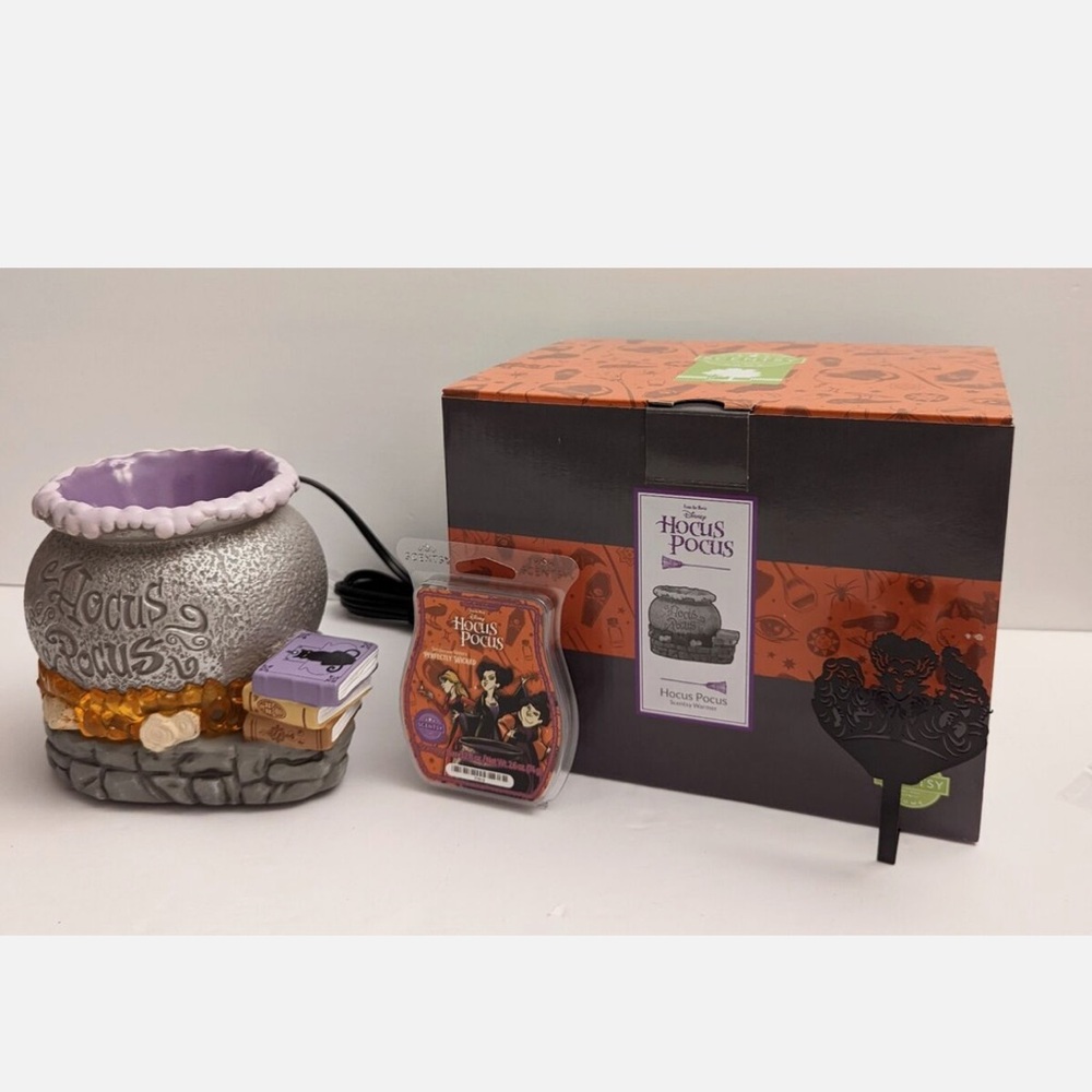 Hocus Pocus Cauldron Warmer